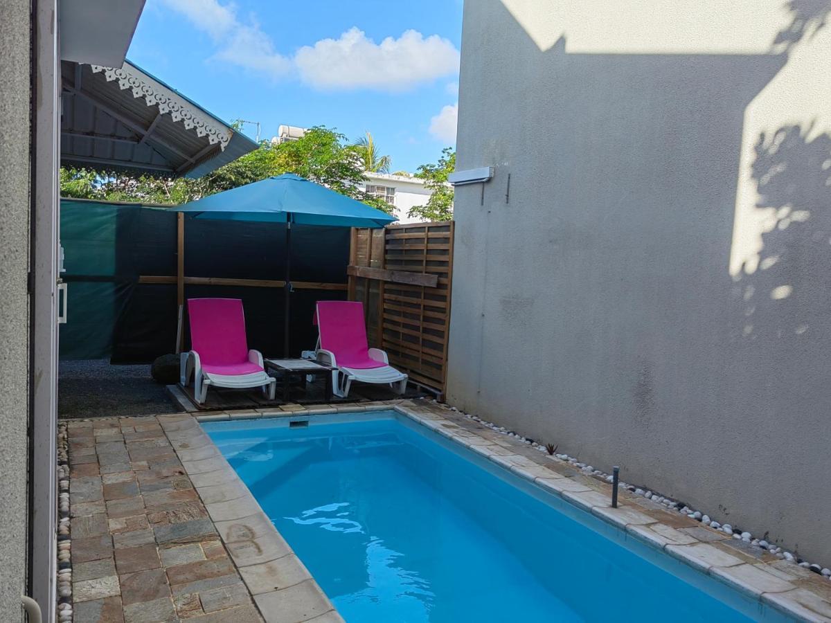 Piscines Privees Et Chauffees, Private Heated Pools Villa Grand Baie Bagian luar foto