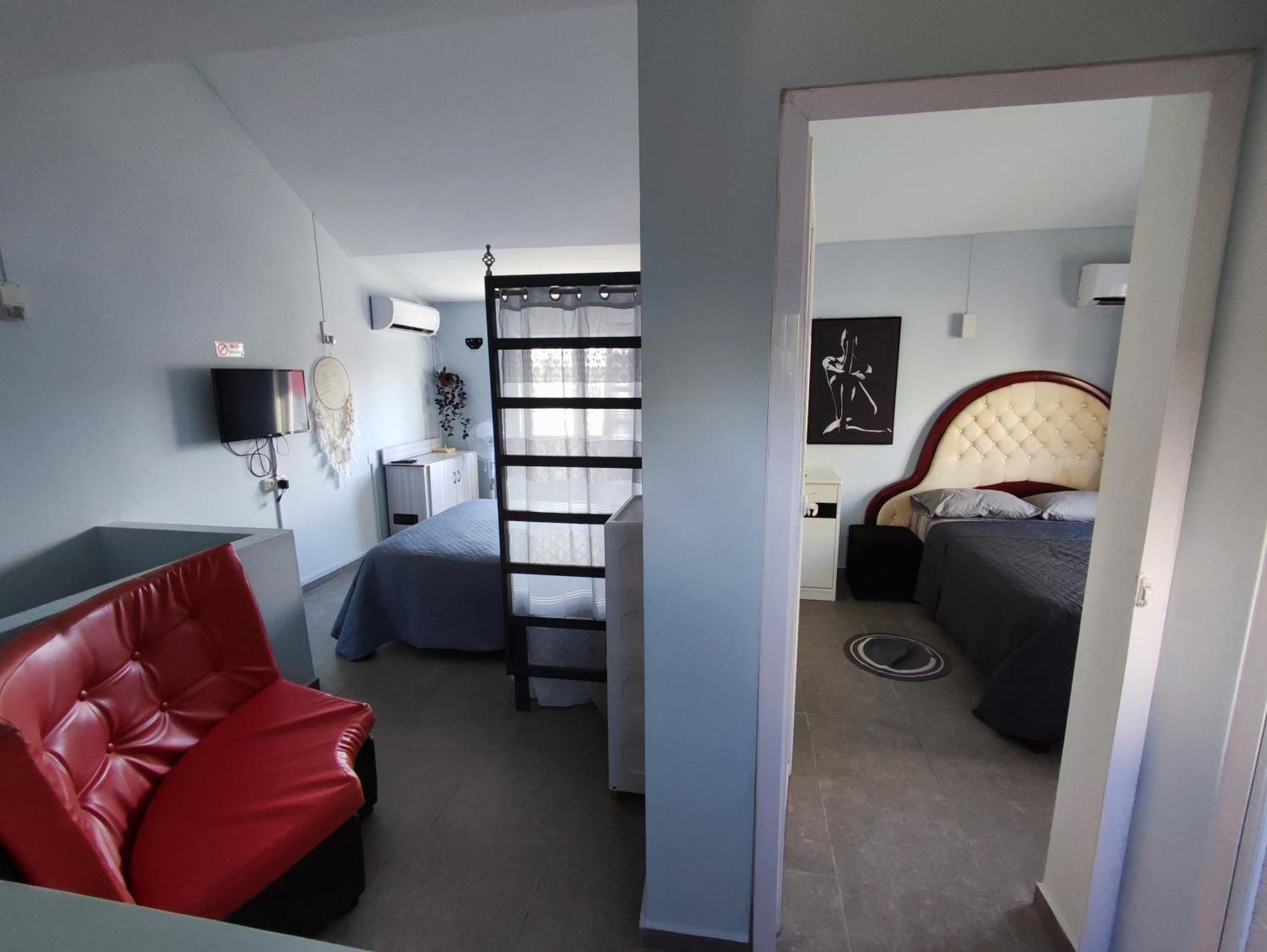 Piscines Privees Et Chauffees, Private Heated Pools Villa Grand Baie Bagian luar foto